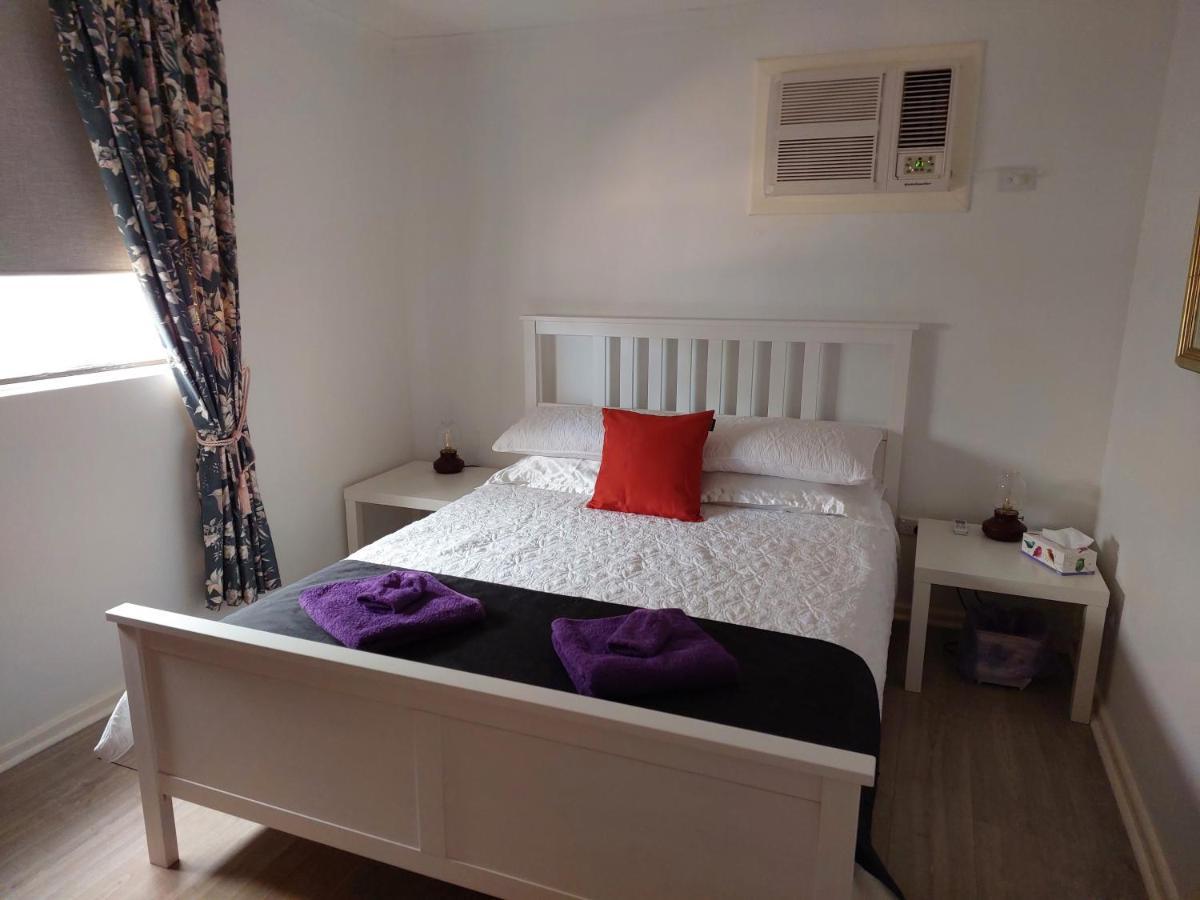 Lavender Cottage - At Home In Lightning Ridge Bagian luar foto